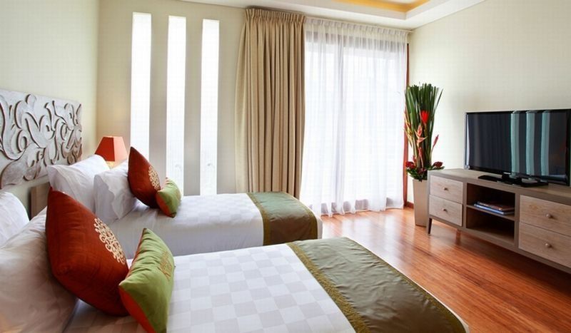 Kampoeng Villa Bali Кута Экстерьер фото
